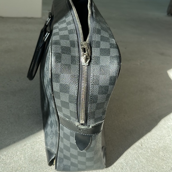 Men’s Louis Vuitton Soft Sided Briefcase - Picture 13 of 14